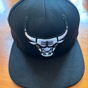 Mitchell & Ness Black Chicago Bulls Embroidered Snapback Hat
